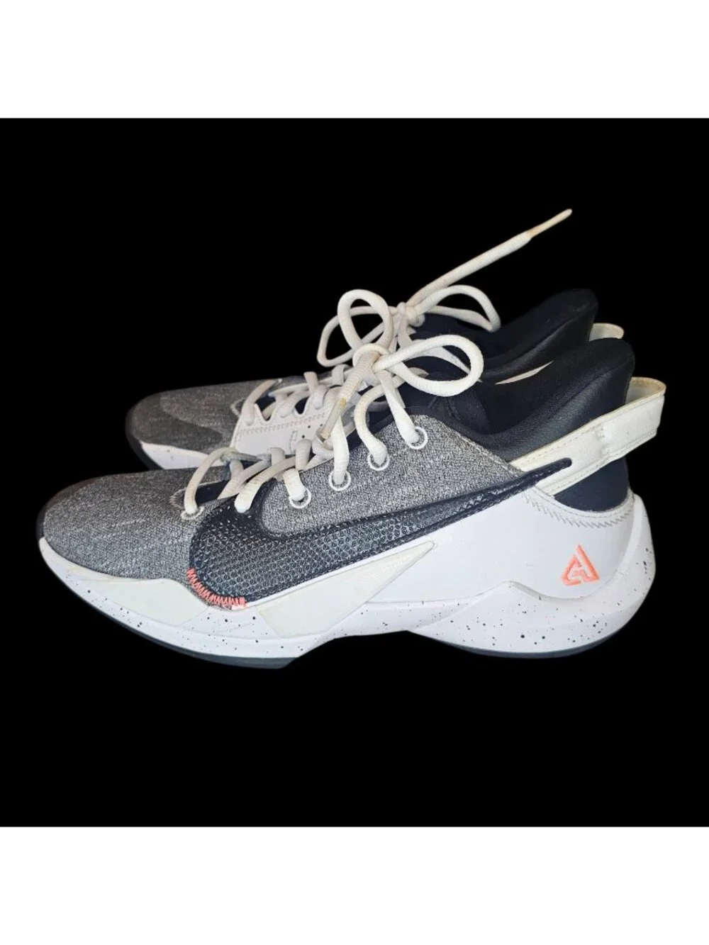 Nike Kids Grade School Zoom Freak 2 Basketball Shoes Size 5.5Y Sneakers